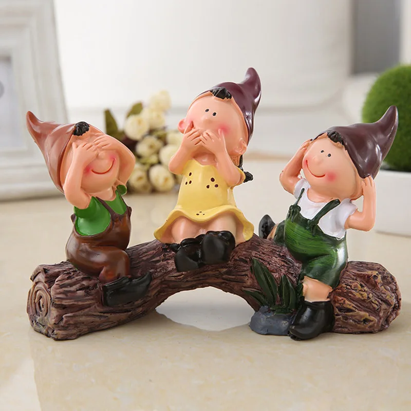 Modern furnishings resin crafts cute ornaments children's birthday gifts car decorations funny three dolls
Modern furnishings resin crafts cute ornaments children's birthday gifts car decorations funny three dolls