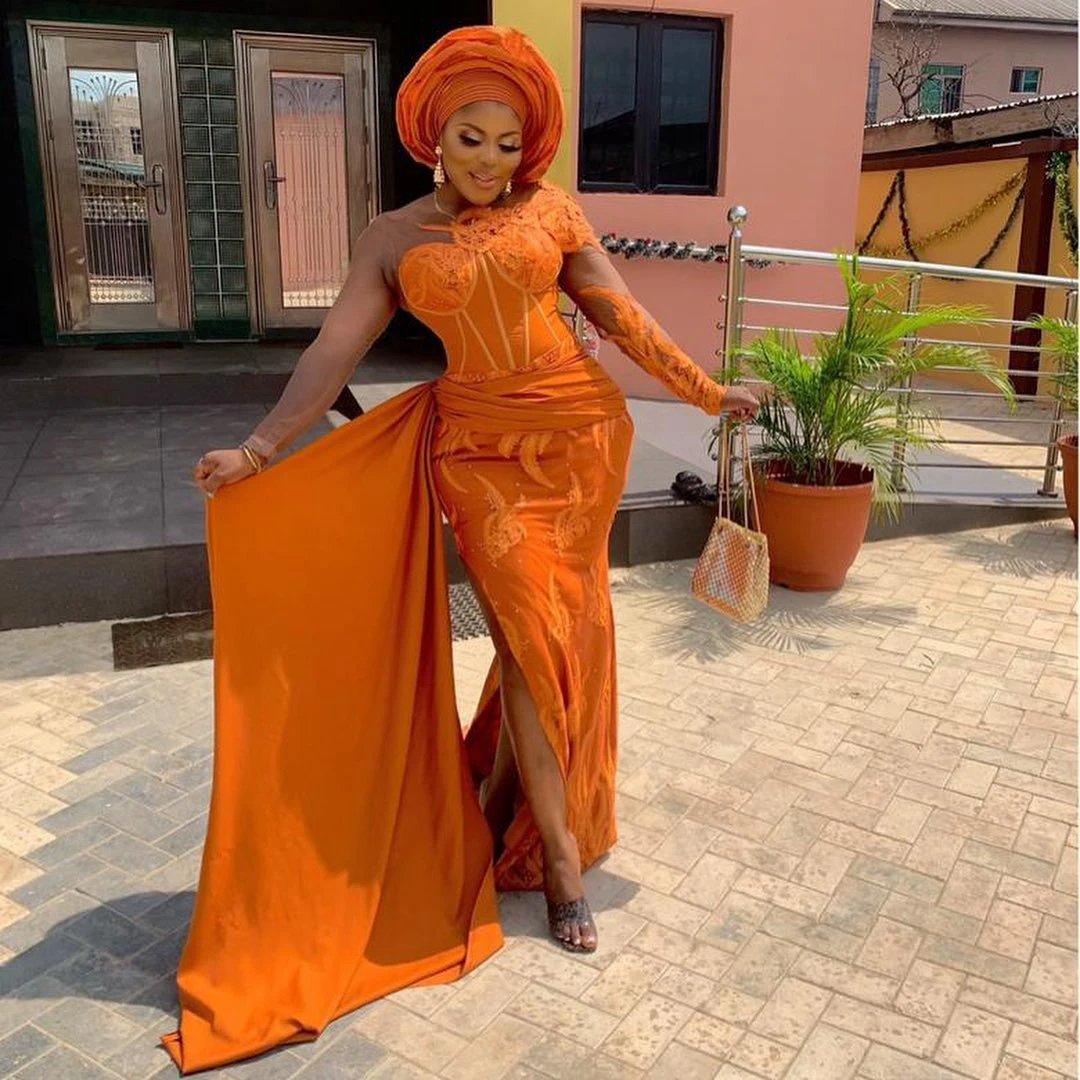 Orange satin long-sleeved side slit prom evening dress aso ebi banquet party plus size dress custom
Orange satin long-sleeved side slit prom evening dress aso ebi banquet party plus size dress custom