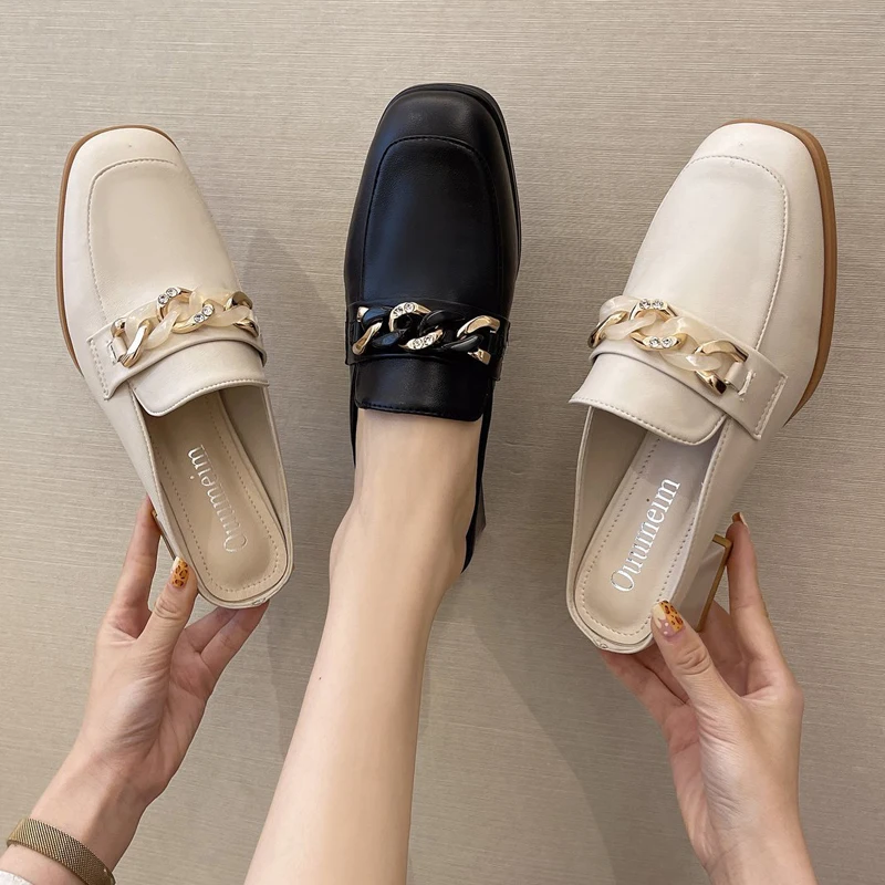 Shoes Ladies' Slippers Mules For Women 2021 Low Luxury Slides Loafers Cover Toe Square heel Rivet Pantofle Designer Soft Block
Shoes Ladies' Slippers Mules For Women 2021 Low Luxury Slides Loafers Cover Toe Square heel Rivet Pantofle Designer Soft Block