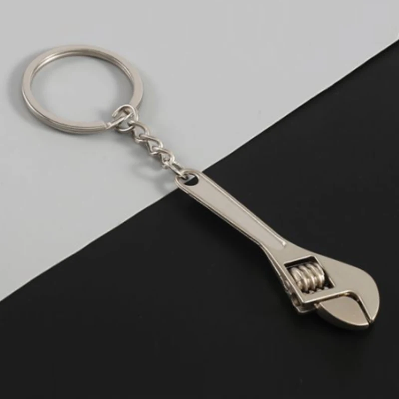 1pc Car Mini Metal Wrench Adjustable Universal Spanner Fashion Key Chain Repair Hand Tool Creative Automobile Accessories
1pc Car Mini Metal Wrench Adjustable Universal Spanner Fashion Key Chain Repair Hand Tool Creative Automobile Accessories