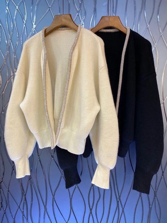2021 new women fashion hot rhinestone border decoration solid color long-sleeved loose top sweater 912
2021 new women fashion hot rhinestone border decoration solid color long-sleeved loose top sweater 912
