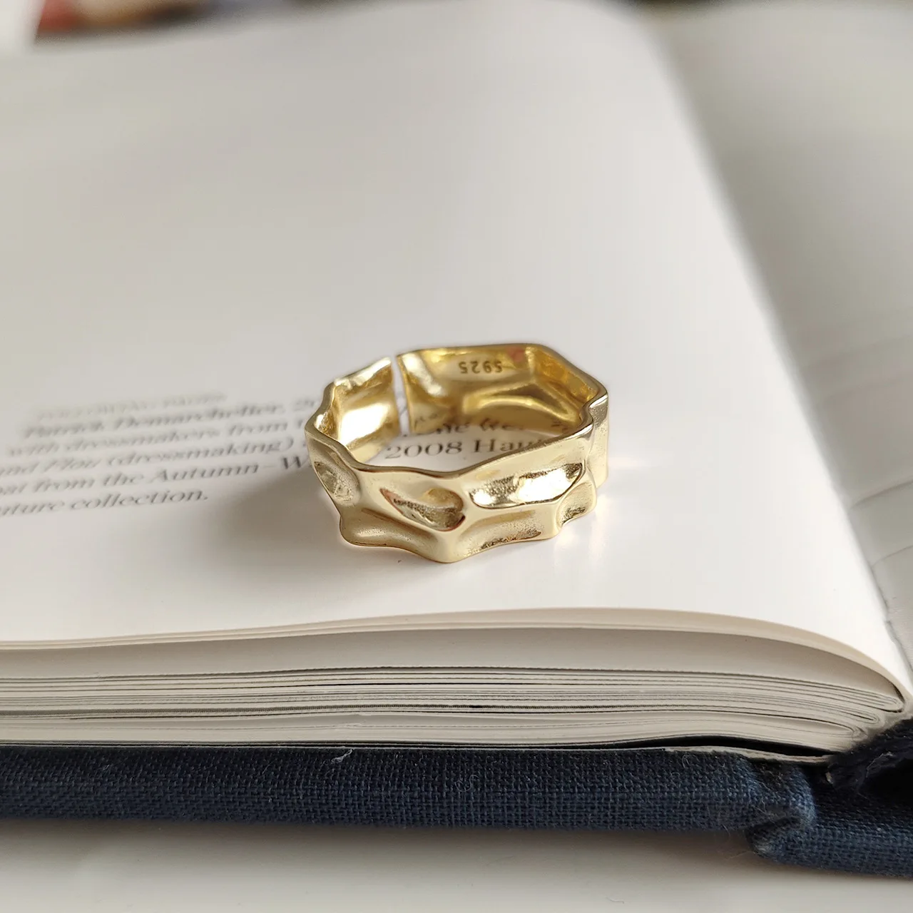 Korean-style Ornament 925 Sterling Silver Ring Online Celebrity INS Irregular Gold Ring Rings Jewelry Fashion
Korean-style Ornament 925 Sterling Silver Ring Online Celebrity INS Irregular Gold Ring Rings Jewelry Fashion