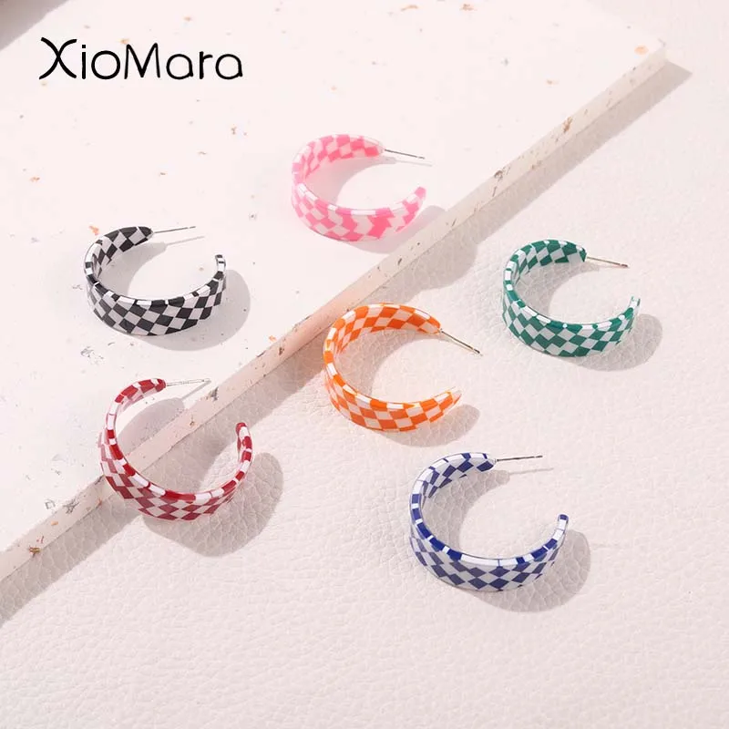 Multicolor Acrylic Hoop Earrings Custom Original Retro Design Geometric Resin Lattice Elegant Dangler Women Jewelry Party Gifts
Multicolor Acrylic Hoop Earrings Custom Original Retro Design Geometric Resin Lattice Elegant Dangler Women Jewelry Party Gifts