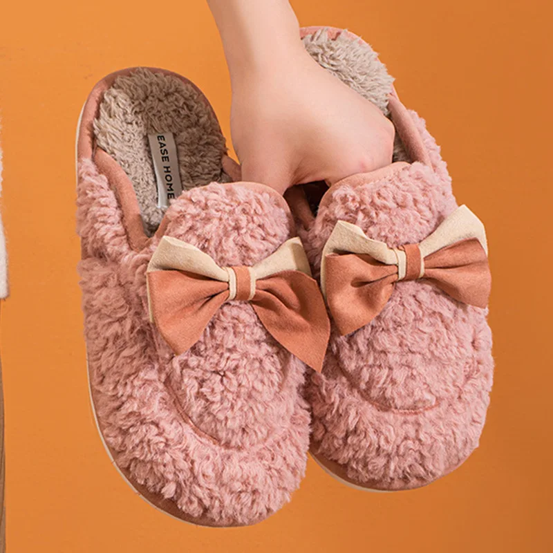 2021 New Winter Bowknot Couple Plush Cotton Slippers Home Warm Indoor Household Foreign Trade Wool Slippers Women
2021 New Winter Bowknot Couple Plush Cotton Slippers Home Warm Indoor Household Foreign Trade Wool Slippers Women