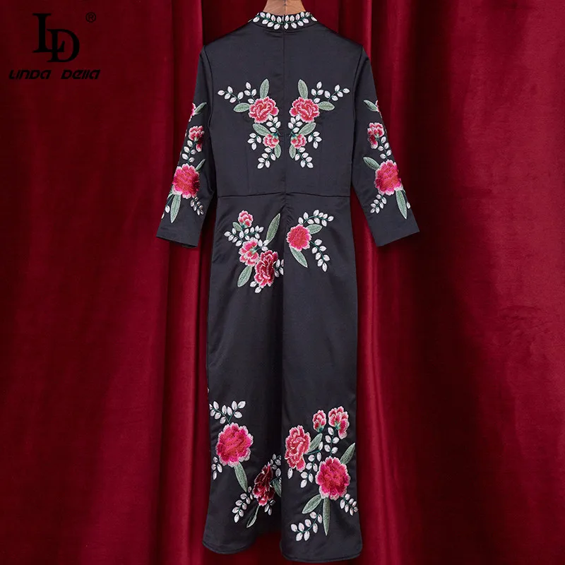 LD LINDA DELLA New 2021 Summer Runway Vintage Black Dress Women Stand collar Patchwork Flower Embroidery Slim Midi-Length Dress 
LD LINDA DELLA New 2021 Summer Runway Vintage Black Dress Women Stand collar Patchwork Flower Embroidery Slim Midi-Length Dress