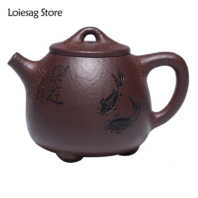 Loiesag 260ml Yixing Raw Ore Coarse Sand Famous Stone Scoop Purple Clay Teapot Ingenuity Hand Painted Carved Fish Zisha Tea Pots
Loiesag 260ml Yixing Raw Ore Coarse Sand Famous Stone Scoop Purple Clay Teapot Ingenuity Hand Painted Carved Fish Zisha Tea Pots