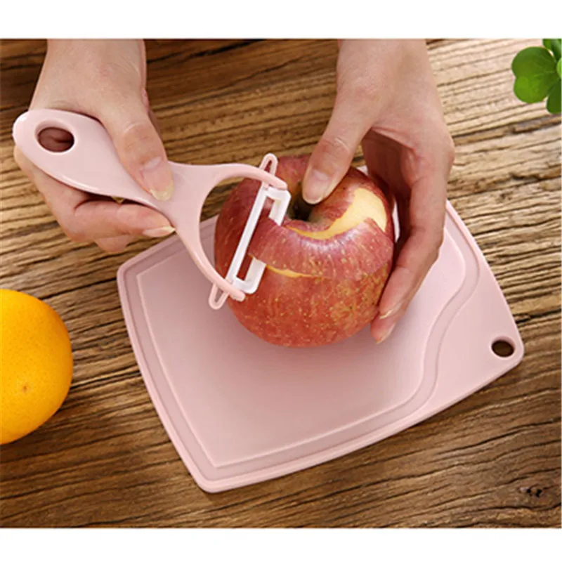 Ceramic fruit knife set three-piece set Household multifunctional fruit knife creative baby food supplement knife paring knife
Ceramic fruit knife set three-piece set Household multifunctional fruit knife creative baby food supplement knife paring knife