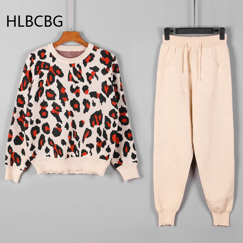 HLBCBG Autumn Women's Tracksuit Drawstring Harem Pants Knitted Trouser Suits Leopard Knitted Women Sets Long Sleeve 2 Piece Set
HLBCBG Autumn Women's Tracksuit Drawstring Harem Pants Knitted Trouser Suits Leopard Knitted Women Sets Long Sleeve 2 Piece Set