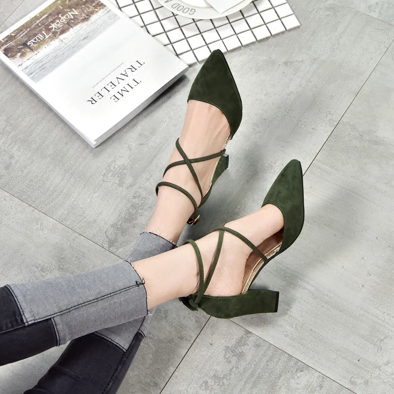 New sandals thick heeled suede versatile high heeled shoes pointed shallow mouth mid heel strap Roman shoes
New sandals thick heeled suede versatile high heeled shoes pointed shallow mouth mid heel strap Roman shoes