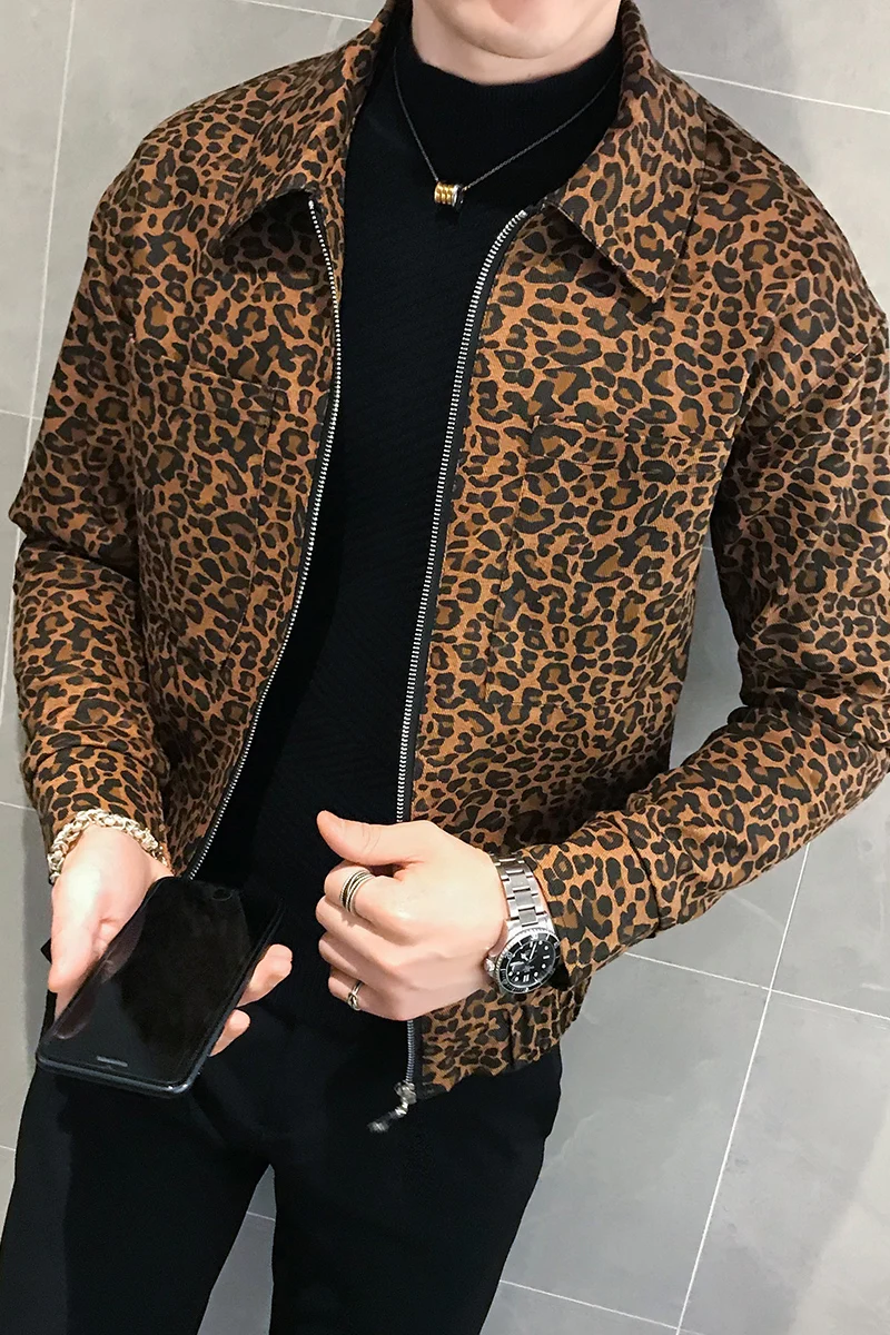 2021 Autumn New Men Leopard Jacket And Coat Fashion Designer Men's Leather Jacket Zipper Pilot Men's Jacket Club Men's Clothing
2021 Autumn New Men Leopard Jacket And Coat Fashion Designer Men's Leather Jacket Zipper Pilot Men's Jacket Club Men's Clothing