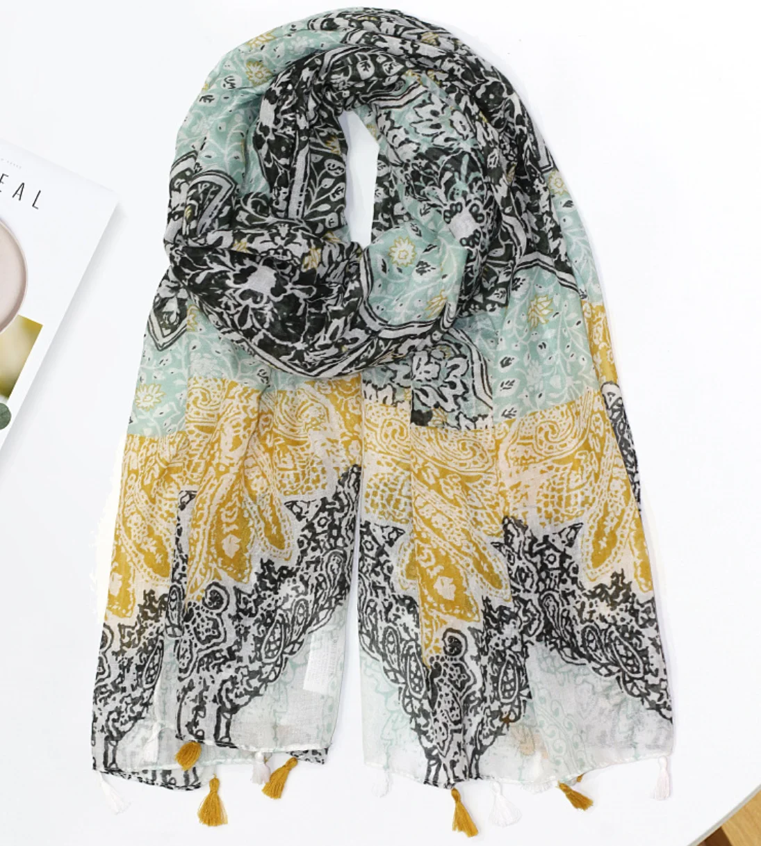 Women Aztec Sun-Resistant Shawls Luxury Brand 2022 Summer Hijab Female New Scarf and Wraps Bandana Bikini Cover Up
Women Aztec Sun-Resistant Shawls Luxury Brand 2022 Summer Hijab Female New Scarf and Wraps Bandana Bikini Cover Up