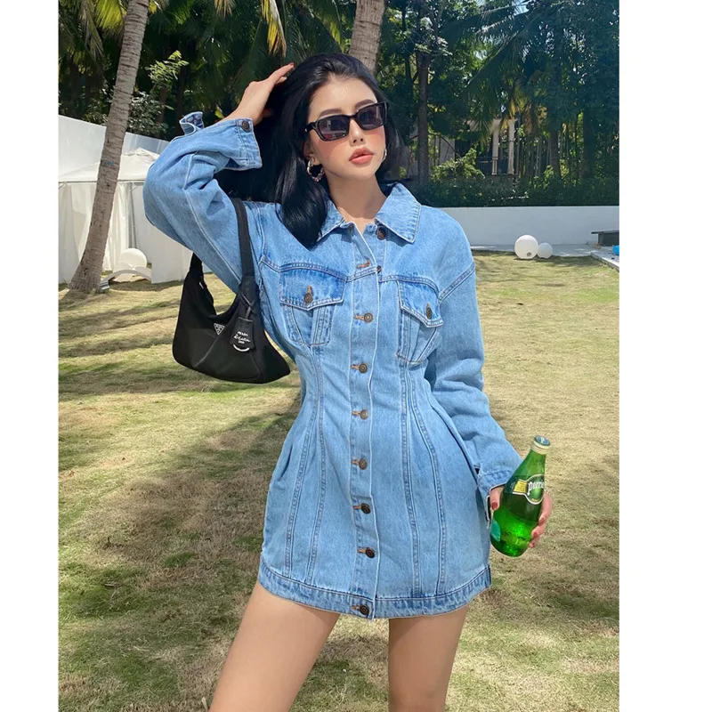 2021 Spring Summer Turn Down Collar Women Denim Dress Retro Long Sleeve Slim High Waist Mini Dress Single Breasted Casual Dress
2021 Spring Summer Turn Down Collar Women Denim Dress Retro Long Sleeve Slim High Waist Mini Dress Single Breasted Casual Dress
