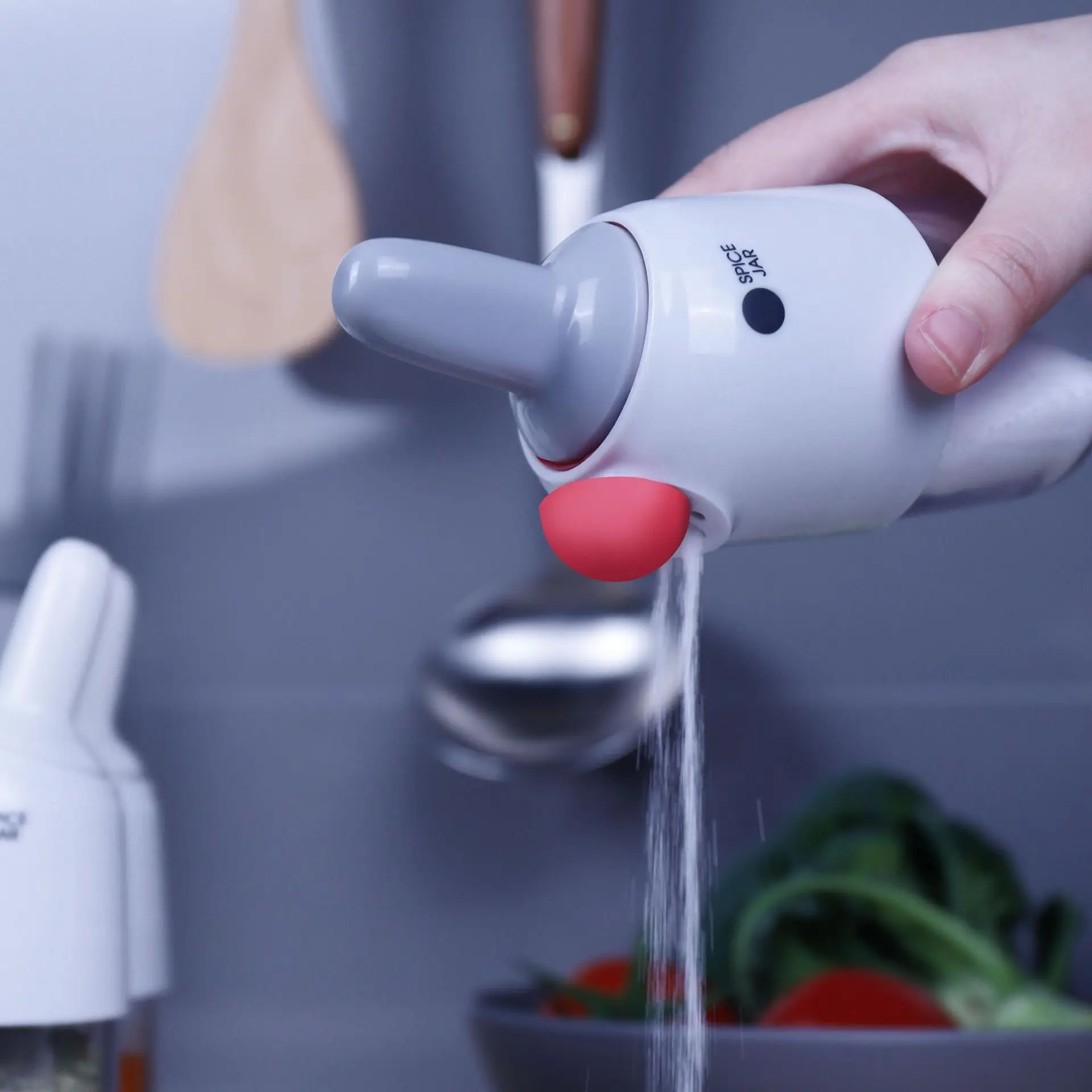 Kitchen Multi-Functional Spoon Cover Seasoning Bottle Moisture-Proof Sealing Cans Household Flavoring Box Controlled Salt Bottle
Kitchen Multi-Functional Spoon Cover Seasoning Bottle Moisture-Proof Sealing Cans Household Flavoring Box Controlled Salt Bottle