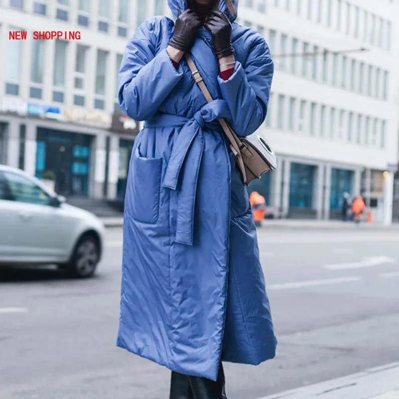 2022 Winter Warm Parkas Women Fashion Loose Pockets Coats Hoodie New Elegant Ladies X-Long Cotton Jackets Female Oversized Thick
2022 Winter Warm Parkas Women Fashion Loose Pockets Coats Hoodie New Elegant Ladies X-Long Cotton Jackets Female Oversized Thick