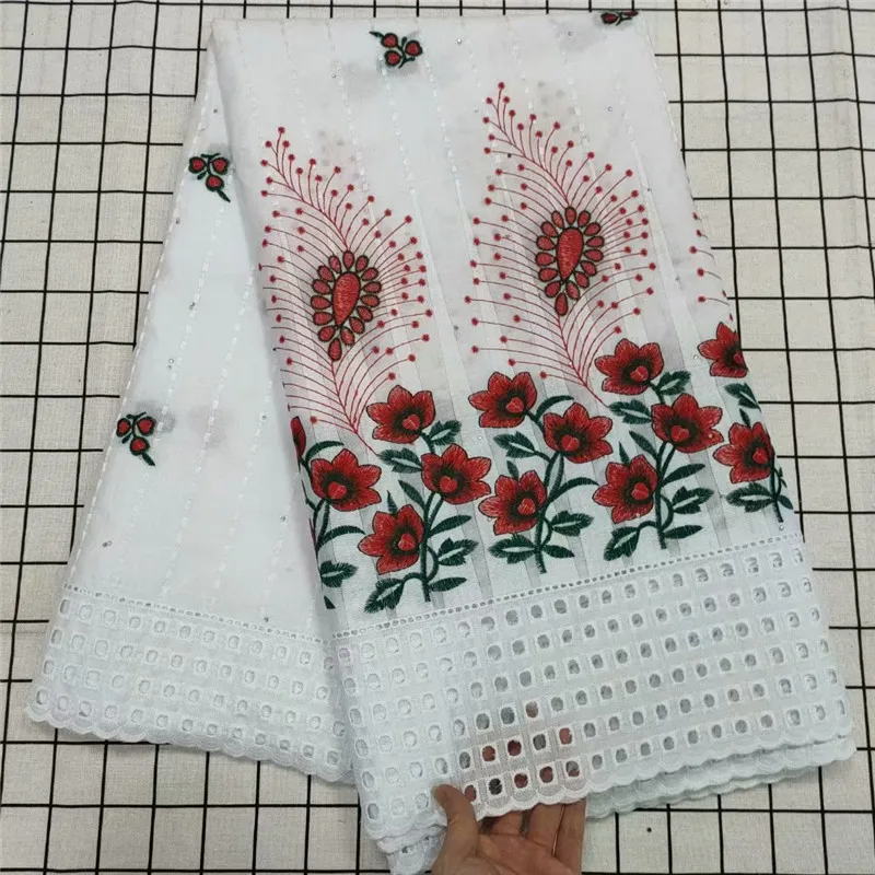 Удобная хлопковая кружевная ткань с цветочным дизайном, швейцарская вуаль, кружевная Ткань 5 ярдов, хлопковая кружевная ткань для свадьбы и...
Удобная хлопковая кружевная ткань с цветочным дизайном, швейцарская вуаль, кружевная Ткань 5 ярдов, хлопковая кружевная ткань для свадьбы и...