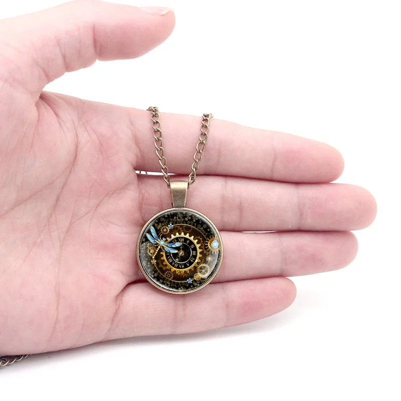 Retro Dragonfly Steampunk Pendulum Time Gear Glass Dome Metal Necklace Pendant Classic Charm Men Women Jewelry Gift
Retro Dragonfly Steampunk Pendulum Time Gear Glass Dome Metal Necklace Pendant Classic Charm Men Women Jewelry Gift