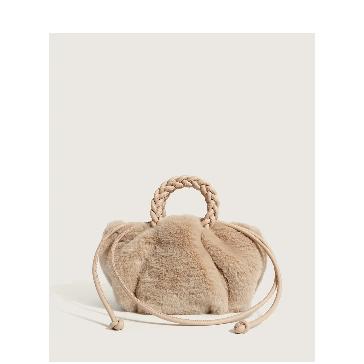 2021 New Plush Soft Portable Shoulder Bag Fashion Plush Bag Casual Messenger Bag
2021 New Plush Soft Portable Shoulder Bag Fashion Plush Bag Casual Messenger Bag
