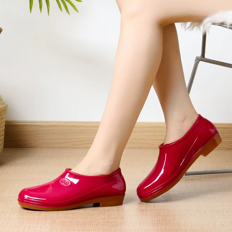 Women's Low-Cut Cotton Rainshoes Soft Comfortable Shallow Mouth Game Gold Rubber Shoes Female Chef Kitchen Non-Slip Rain Shoes
Women's Low-Cut Cotton Rainshoes Soft Comfortable Shallow Mouth Game Gold Rubber Shoes Female Chef Kitchen Non-Slip Rain Shoes