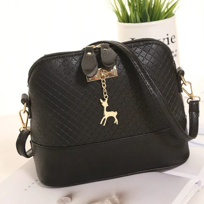 Shoulder Bags for Women 2020 Fashion Mini Bag with Deer Toy Shell Shape Small Messenger Crossbody Bag Ladies Zipper HandBags
Shoulder Bags for Women 2020 Fashion Mini Bag with Deer Toy Shell Shape Small Messenger Crossbody Bag Ladies Zipper HandBags