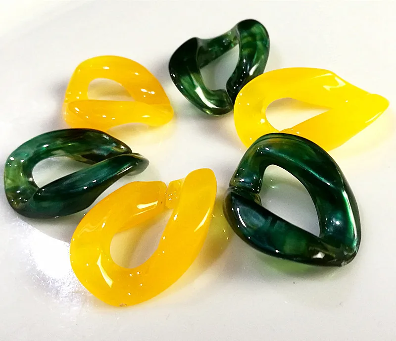 2020 Hot Sale Acrylic Plastic Resin Glasses Chain Luxury Opening Chain Necklace sunglasses accessories
2020 Hot Sale Acrylic Plastic Resin Glasses Chain Luxury Opening Chain Necklace sunglasses accessories