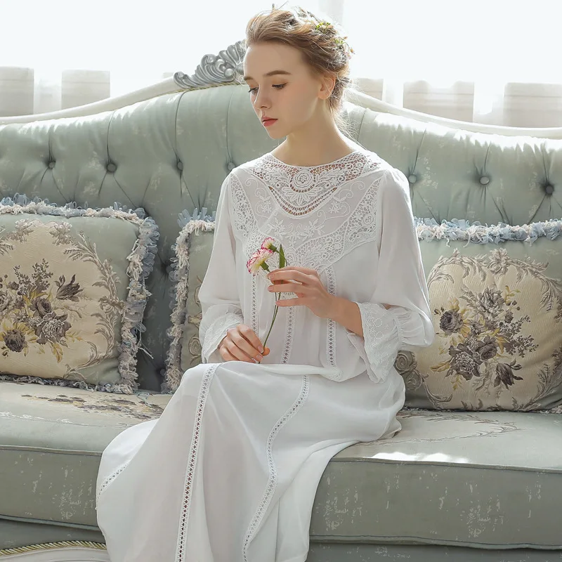 Lace Patchwork Sweet Nightdress Women's Long-Sleeved Cotton Long Dress Home Service Feminino Loose Princess
Lace Patchwork Sweet Nightdress Women's Long-Sleeved Cotton Long Dress Home Service Feminino Loose Princess