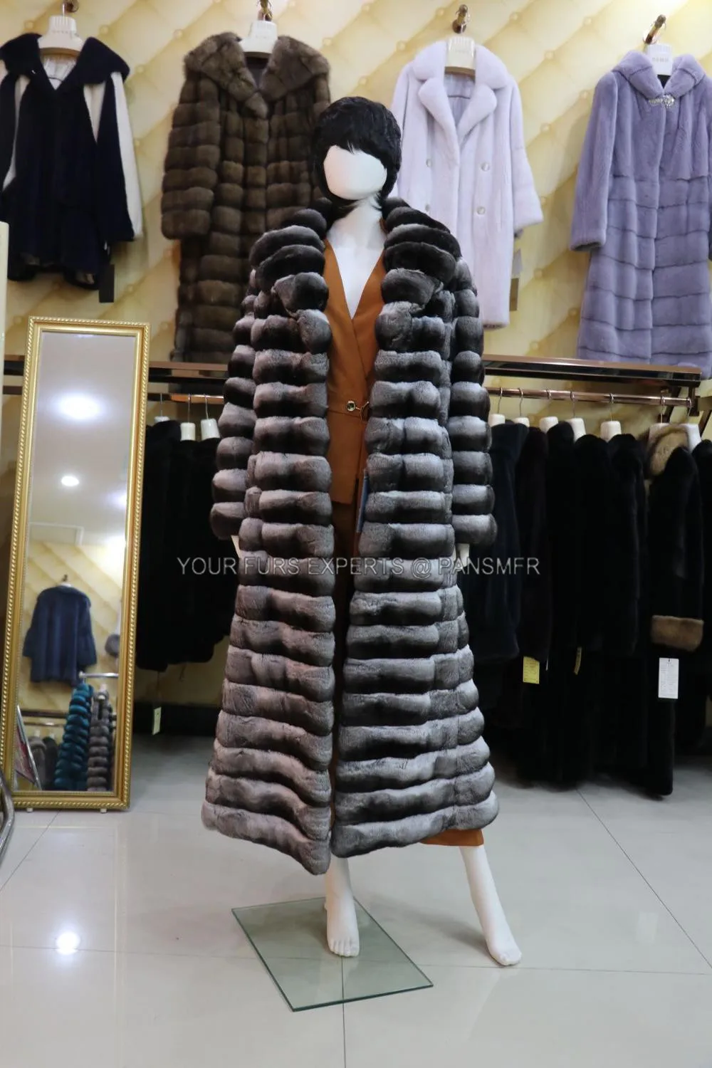 New Coming High Quality Long Section Rex Chinchilla Fur Coat Warm Luxury Charming Female Rare Material Women's Winter Jacket 
New Coming High Quality Long Section Rex Chinchilla Fur Coat Warm Luxury Charming Female Rare Material Women's Winter Jacket