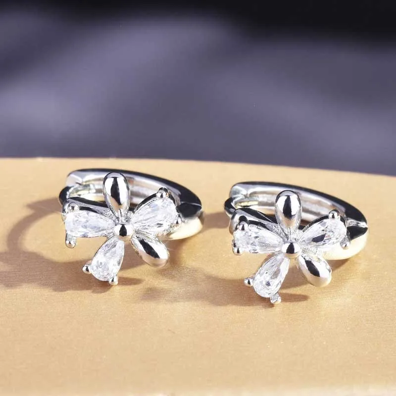 Exquisite Cute Small Flower Clip Earrings With Crystal Zircon 925 Silver Minimalism Jewelry For Women Party Valentine's Day Gift
Exquisite Cute Small Flower Clip Earrings With Crystal Zircon 925 Silver Minimalism Jewelry For Women Party Valentine's Day Gift