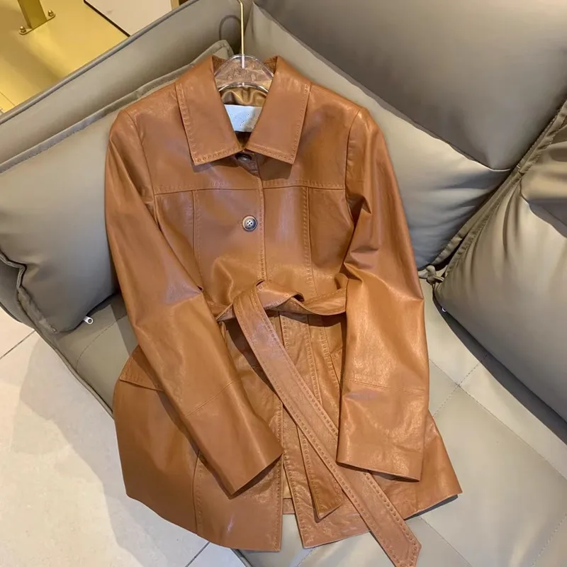 European Style Women Coats Fashion 100% Sheepskin Genuine Leather Long Real Sheepskin Windcoat Female Double Breasted Coat H724
European Style Women Coats Fashion 100% Sheepskin Genuine Leather Long Real Sheepskin Windcoat Female Double Breasted Coat H724