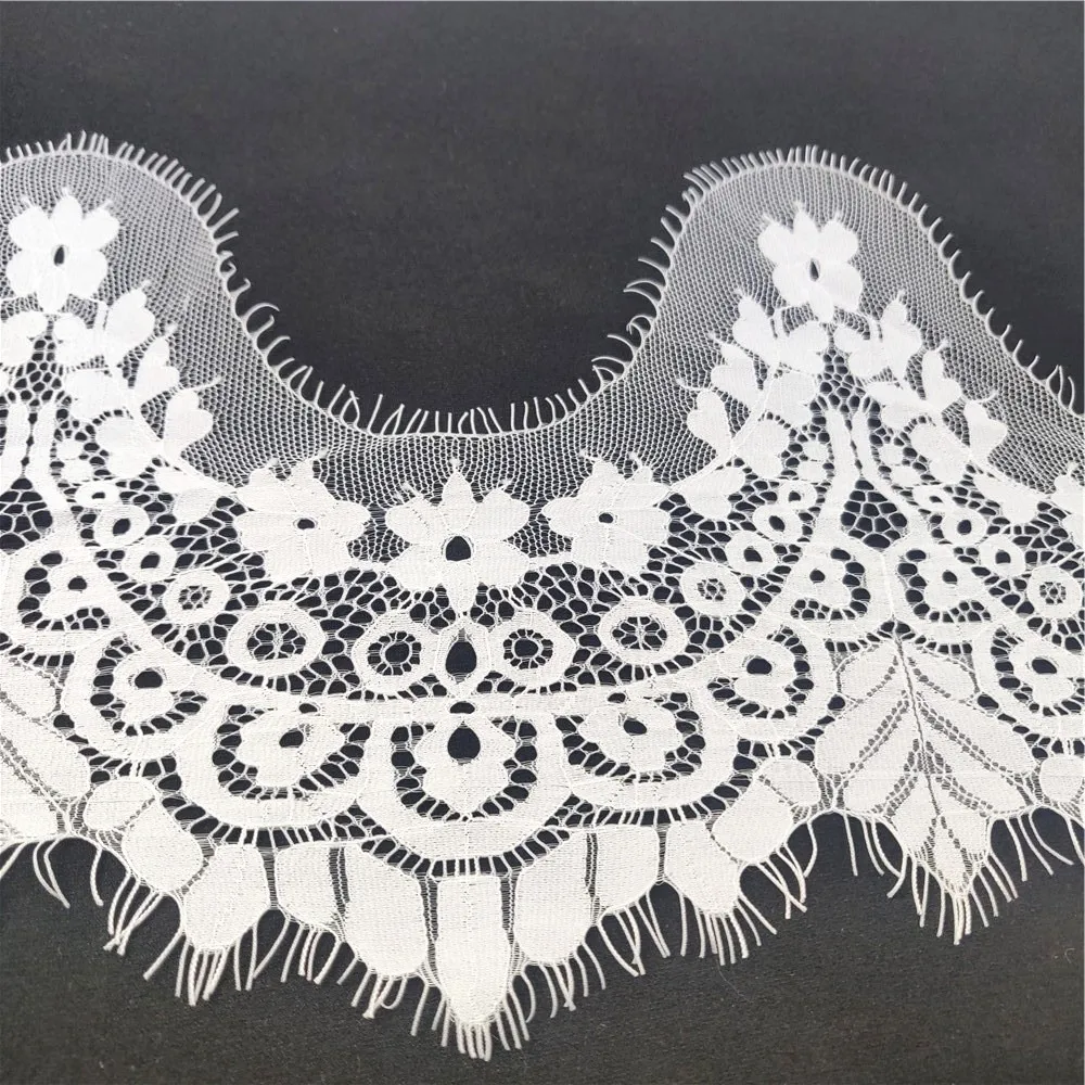 3 yards/piece Lace Fabric 20cm Width DIY Crafts Sewing lace Decoration Accessories For Garments White Eyelash Lace Trim
3 yards/piece Lace Fabric 20cm Width DIY Crafts Sewing lace Decoration Accessories For Garments White Eyelash Lace Trim