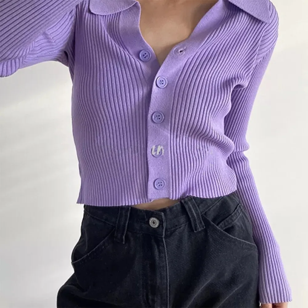 Retro Sweater Tops 2022 Spring Single-Breasted Cardigan Knitted Shirts Female Long Sleeve Slim Crop Top Solid White
Retro Sweater Tops 2022 Spring Single-Breasted Cardigan Knitted Shirts Female Long Sleeve Slim Crop Top Solid White