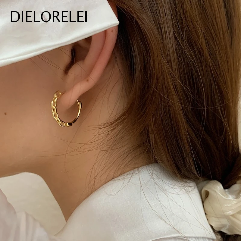 DIELORELEI 925 Sterling Silver Style Light Luxury Girls For Women Temperament Prevent Allergy Minimalist Hoop Earrings
DIELORELEI 925 Sterling Silver Style Light Luxury Girls For Women Temperament Prevent Allergy Minimalist Hoop Earrings