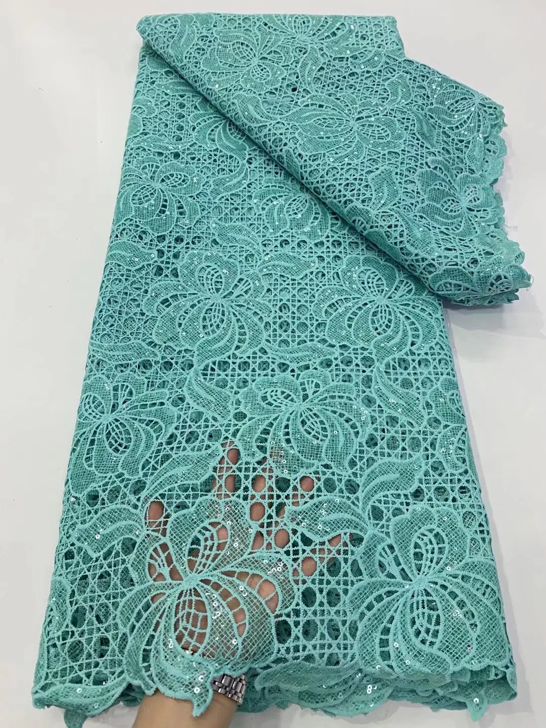 2022 Latest French Nigerian Lace Fabrics High Quality Tulle African Lace Fabric Wedding with sequins French Tulle Lace DPK1-1
2022 Latest French Nigerian Lace Fabrics High Quality Tulle African Lace Fabric Wedding with sequins French Tulle Lace DPK1-1