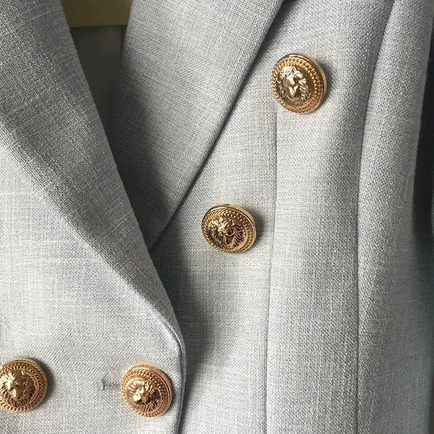The explosion of high-quality goods stock tip jacket metal buckle head double breasted suit
The explosion of high-quality goods stock tip jacket metal buckle head double breasted suit