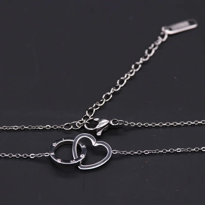 1Pcs The Latest Fashion In Europe and America Love Necklace Set Auger Delicate Collarbone Titanium Steel Jewelry
1Pcs The Latest Fashion In Europe and America Love Necklace Set Auger Delicate Collarbone Titanium Steel Jewelry