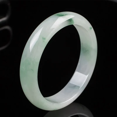 Natural Burmese Jadeite Light Green 54-64mm Bracelet Elegant Princess Jewelry Best for Mom and Girlfriend
Natural Burmese Jadeite Light Green 54-64mm Bracelet Elegant Princess Jewelry Best for Mom and Girlfriend