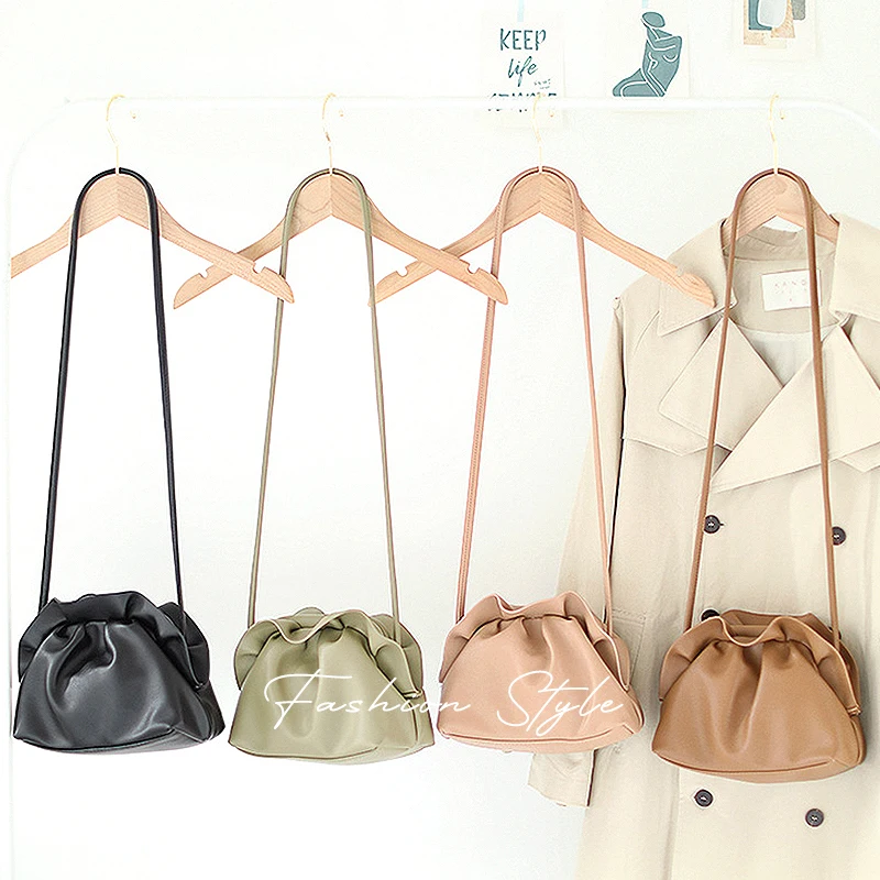 CEZIRA Luxury Design PU Vegan Leather Crossbody Bags For Women Fashion Pleated Cloud Handbags Ladies Small Frame Shoulder Purses
CEZIRA Luxury Design PU Vegan Leather Crossbody Bags For Women Fashion Pleated Cloud Handbags Ladies Small Frame Shoulder Purses