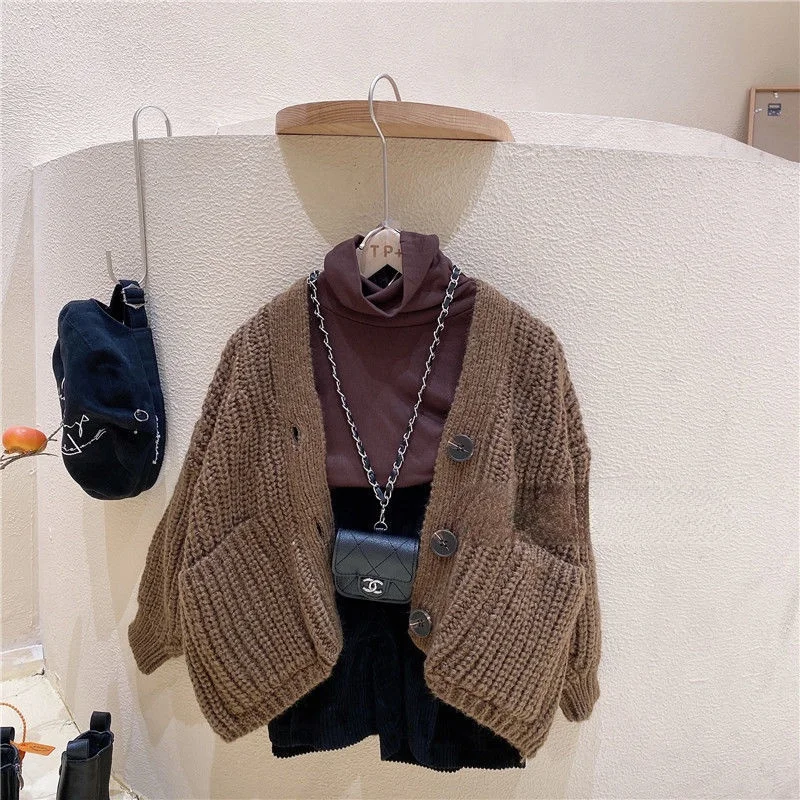 Autumn 2022 New Korean Children's Clothing, Children's Sweaters,Girls' Retro Style Jackets,Thick Woolen Tide Fall ClothesforKids
Autumn 2022 New Korean Children's Clothing, Children's Sweaters,Girls' Retro Style Jackets,Thick Woolen Tide Fall ClothesforKids