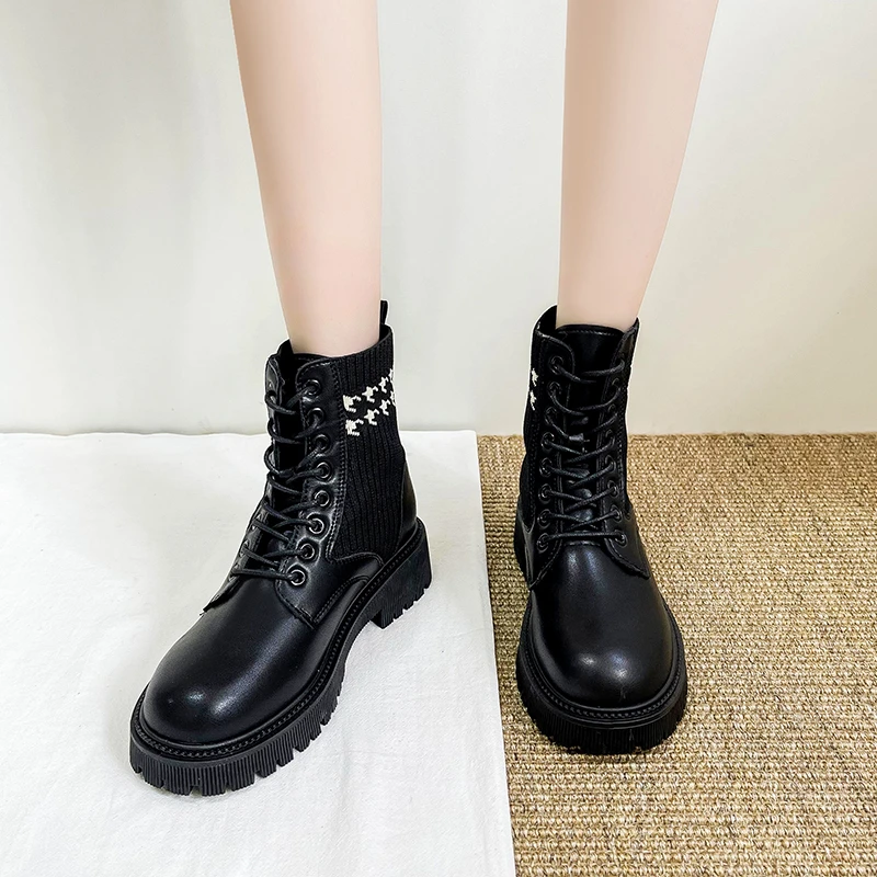 2021 Newest Women's Knitted Ankle Boots Short Warm Shoes, Ladies Fashion Lace-up Square Heel Platform Shoes, Casual Famele Shoes
2021 Newest Women's Knitted Ankle Boots Short Warm Shoes, Ladies Fashion Lace-up Square Heel Platform Shoes, Casual Famele Shoes