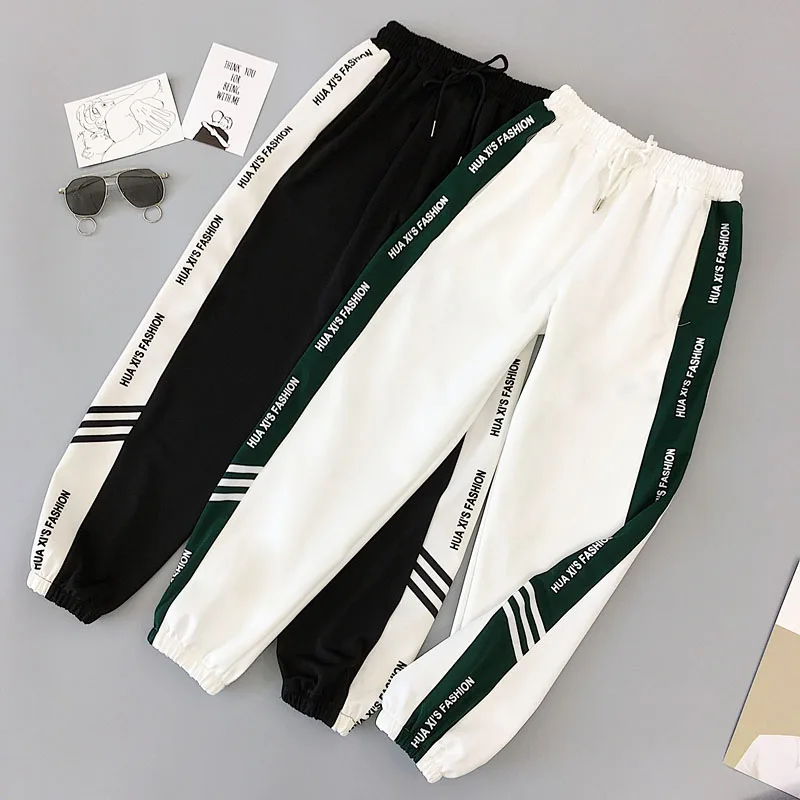 Patchwork Hip Hop Cargo Pants Women Fashion Casual Harem Pants Spring Unisex Sport Pants BF Harajuku Women's Sports Pants 2020
Patchwork Hip Hop Cargo Pants Women Fashion Casual Harem Pants Spring Unisex Sport Pants BF Harajuku Women's Sports Pants 2020