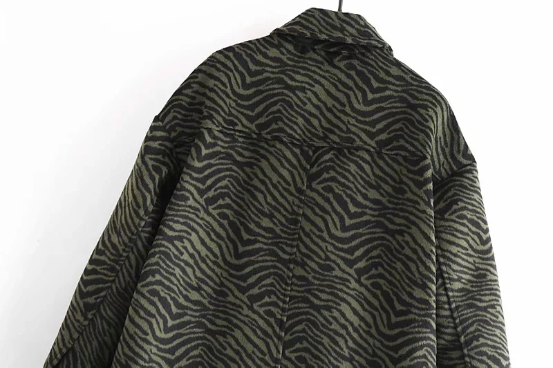 Women 2021 Fashion Zebra Print Oversized Jacket Coat Vintage Long Sleeve Pockets Female Outerwear Chic Tops C378
Women 2021 Fashion Zebra Print Oversized Jacket Coat Vintage Long Sleeve Pockets Female Outerwear Chic Tops C378