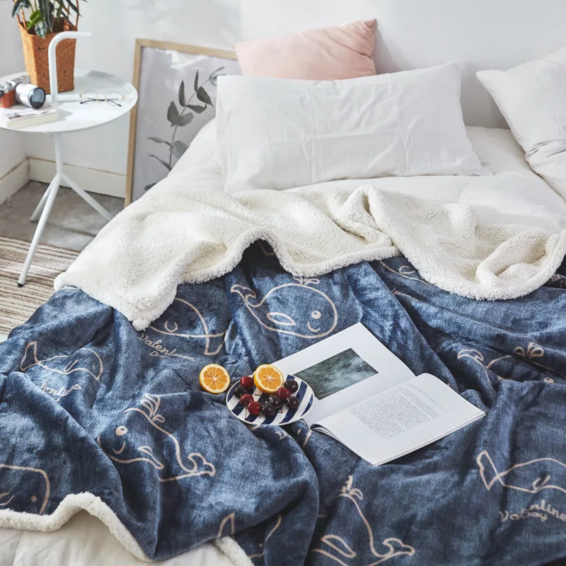2019 New European Style Home Blanket CamoFleece 200*230cm-2.6kgs Winter Warm Bedspread Christmas Snowflake Bed Linens Fleece Bed
2019 New European Style Home Blanket CamoFleece 200*230cm-2.6kgs Winter Warm Bedspread Christmas Snowflake Bed Linens Fleece Bed