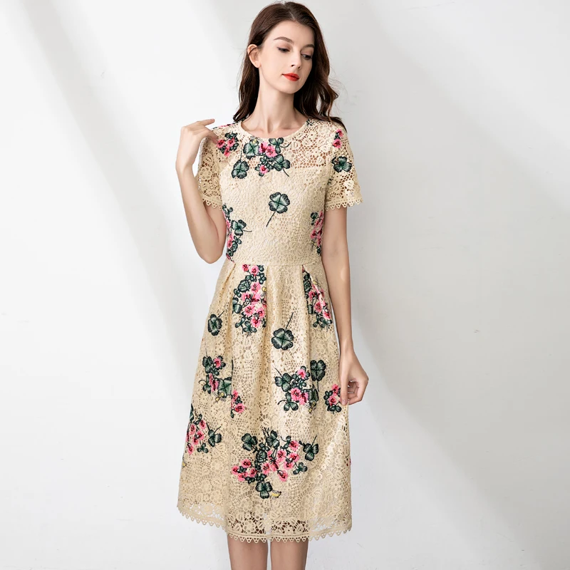 2022 Spring Summer New Designer Women's High Quality Lace Flower Embroidery Gorgeous Elegant Fashion Party Short Sleeve Dress
2022 Spring Summer New Designer Women's High Quality Lace Flower Embroidery Gorgeous Elegant Fashion Party Short Sleeve Dress