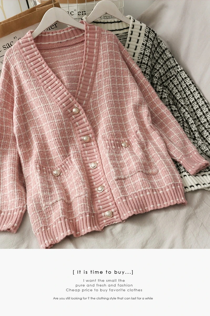 Korean version fashion all-match checkered mid-length V-neck sweater jacket women loose long-sleeved cardigan sweater autumn
Korean version fashion all-match checkered mid-length V-neck sweater jacket women loose long-sleeved cardigan sweater autumn
