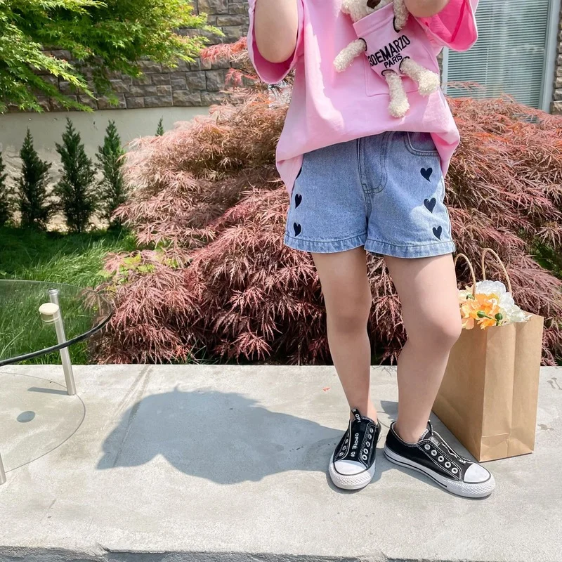 Girls Shorts Summer 2021 New Children Love Patten Jeans Fashionable Cotton Casual Fashion Hot Cowboy Denim Short Pants
Girls Shorts Summer 2021 New Children Love Patten Jeans Fashionable Cotton Casual Fashion Hot Cowboy Denim Short Pants
