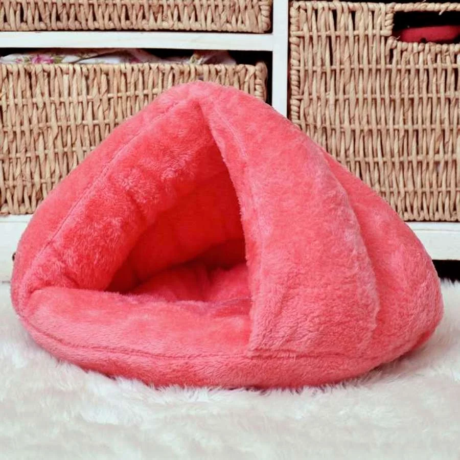 Warm Cat Bed Pet Puppy Cat House Winter Dog Cat Cushion Mat Indoor Triangle Cave Kennel Nest Cats Products for Pets
Warm Cat Bed Pet Puppy Cat House Winter Dog Cat Cushion Mat Indoor Triangle Cave Kennel Nest Cats Products for Pets