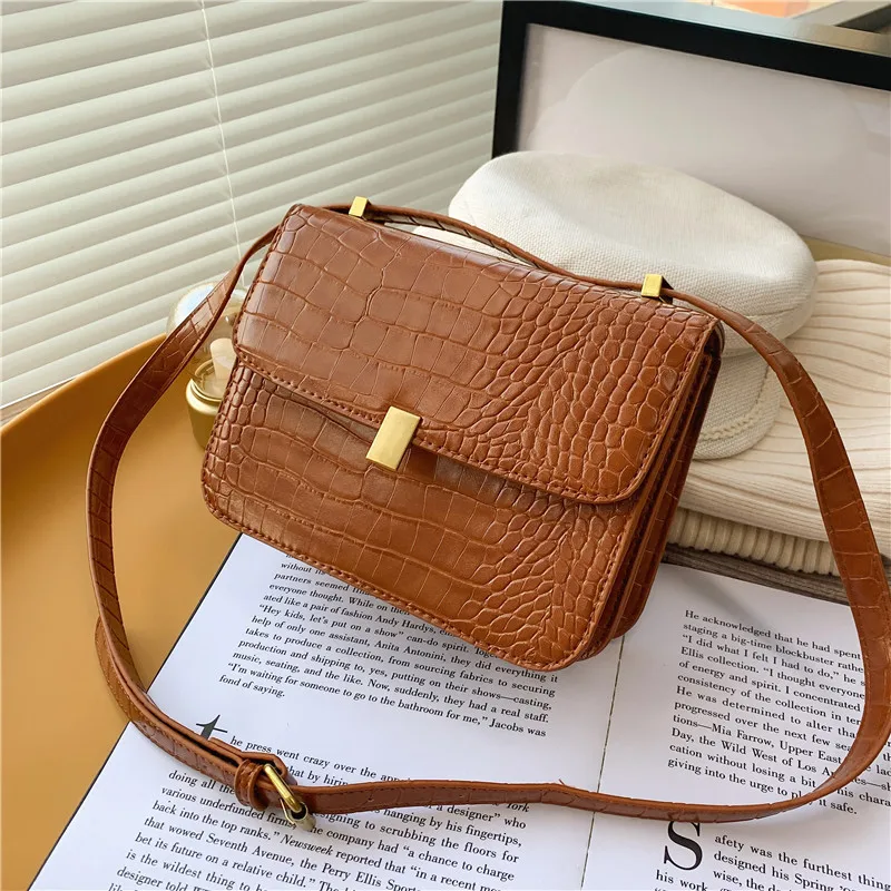 Сумка на плечо с крокодиловым узором, женская простая Сумочка через плечо, Маленькая женская сумка из искусственной кожи, квадратный кошеле... 
Сумка на плечо с крокодиловым узором, женская простая Сумочка через плечо, Маленькая женская сумка из искусственной кожи, квадратный кошеле...