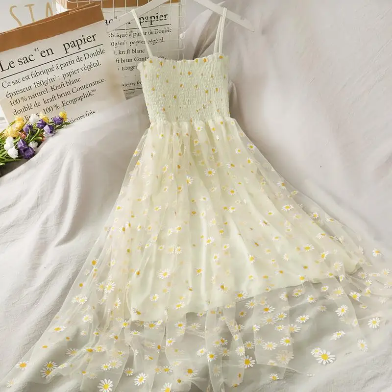 Sexy Women Dresses Summer Boho Floral Daisy Embroidery Print High Waist Lace Mesh Ruffle Short Sleeve A Line Mini Dress Vestidos
Sexy Women Dresses Summer Boho Floral Daisy Embroidery Print High Waist Lace Mesh Ruffle Short Sleeve A Line Mini Dress Vestidos