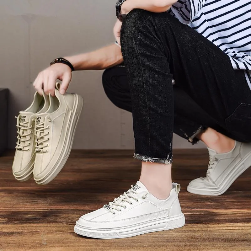 leather sneakers men white black sneakers lace up flat classic shoes outdoor man's sneakers Male Lightweight Driving Footwear 
leather sneakers men white black sneakers lace up flat classic shoes outdoor man's sneakers Male Lightweight Driving Footwear
