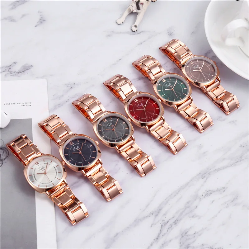 100pcs / lot new alloy steel band Watch simple fashion ground face women's leisure quartz watch star sky powder women's Watch
100pcs / lot new alloy steel band Watch simple fashion ground face women's leisure quartz watch star sky powder women's Watch