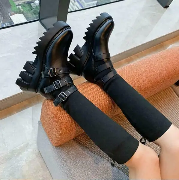 Womens Chic Leather Buckle Straps Knitted Top Platform Knee High Boots Shoes SKG
Womens Chic Leather Buckle Straps Knitted Top Platform Knee High Boots Shoes SKG